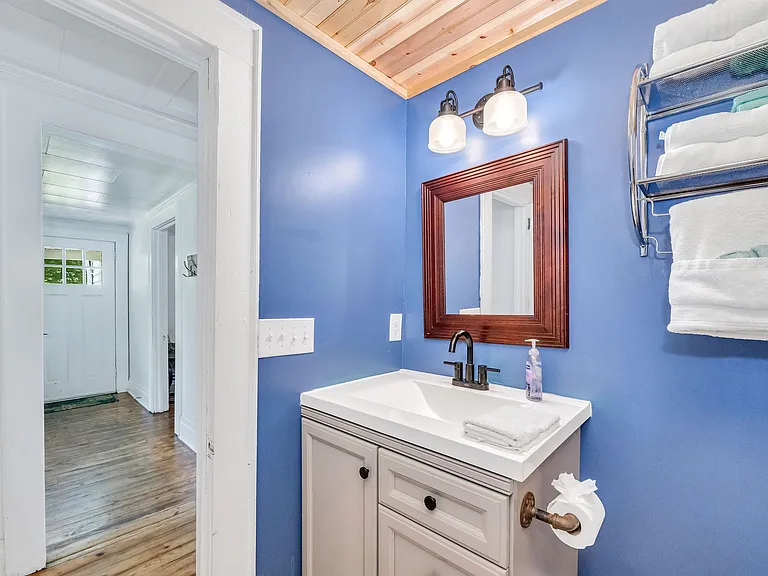 609 W Main St — Photo 10