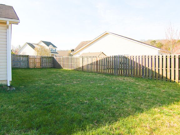 4th image of 5423 Oak Harbor Ln