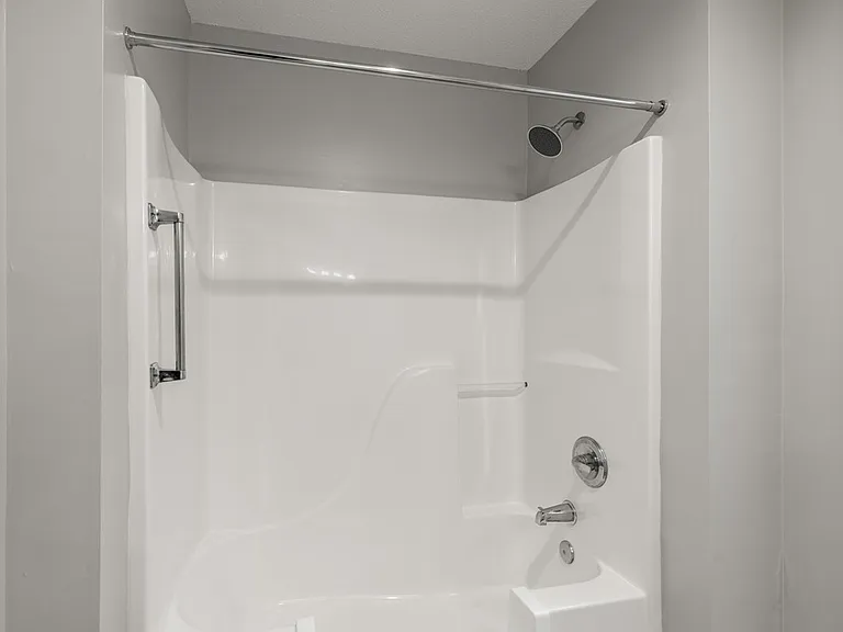Kings Mill Apartments — Photo 8