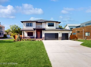 3404 Henley St, Glenview, IL