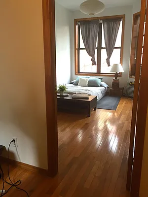 Rented by Grand & Co. | media 27