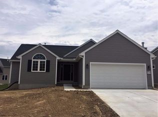 497 Coventry Cres, Dexter, MI 48130