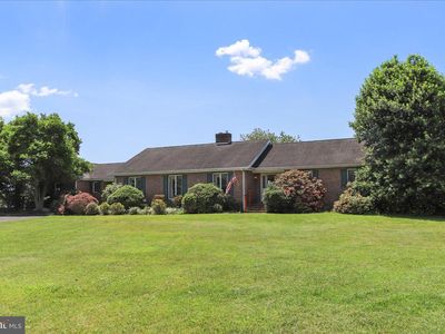 76 Windsor Dr, Charles Town, WV, 25414