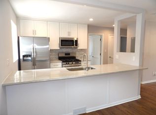 1815 W Farnum Ave, Royal Oak, MI 48067