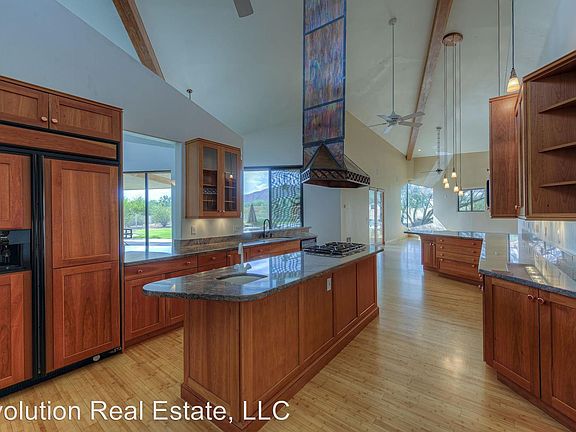 4th image of 6612 N Ironwood Dr