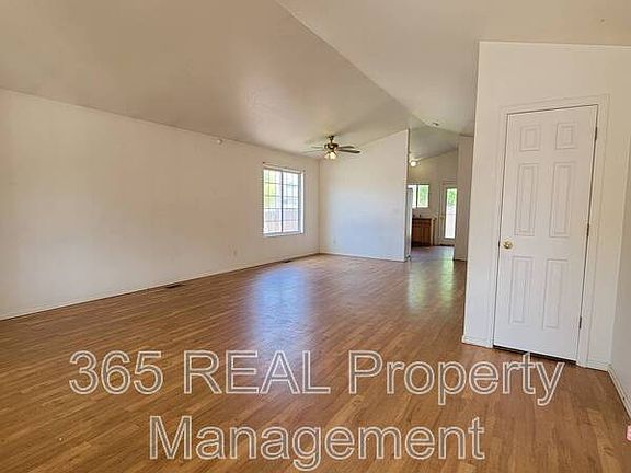 5th image of 3821 Tumbleweed Dr