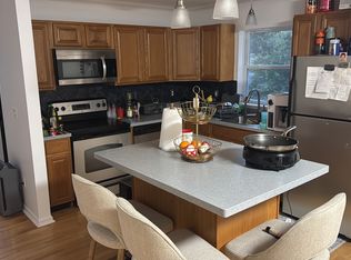 15 Hillcrest St #A, Norwich, CT 06360