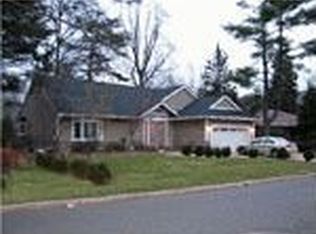 9 Greentree Ter, Tenafly, NJ 07670