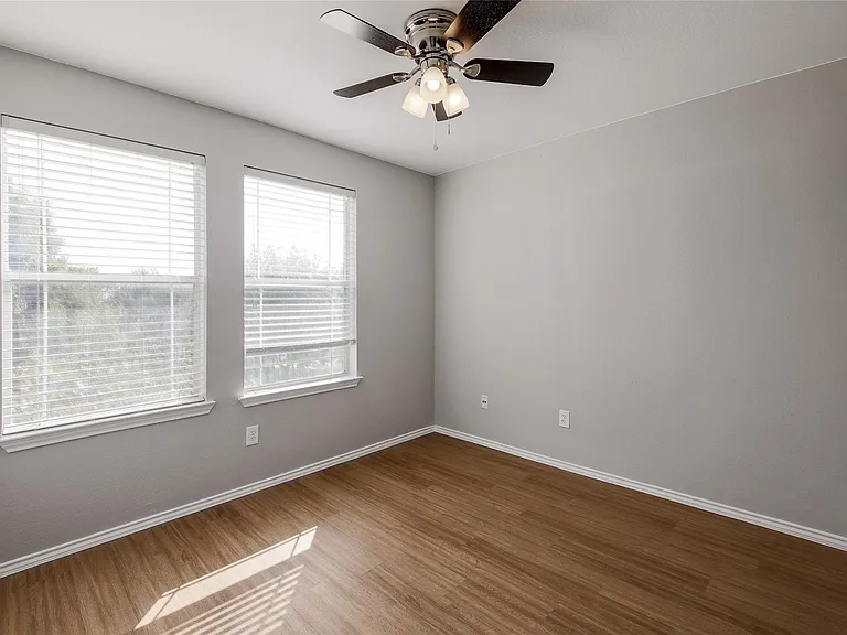 1715 Lost Maples Loop — Photo 18
