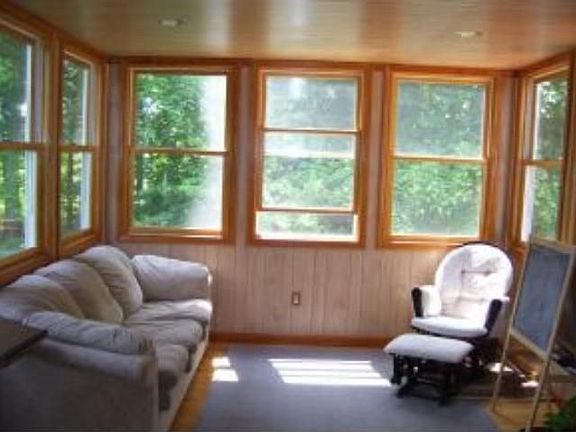 4th image of 1 Sanborn Dr