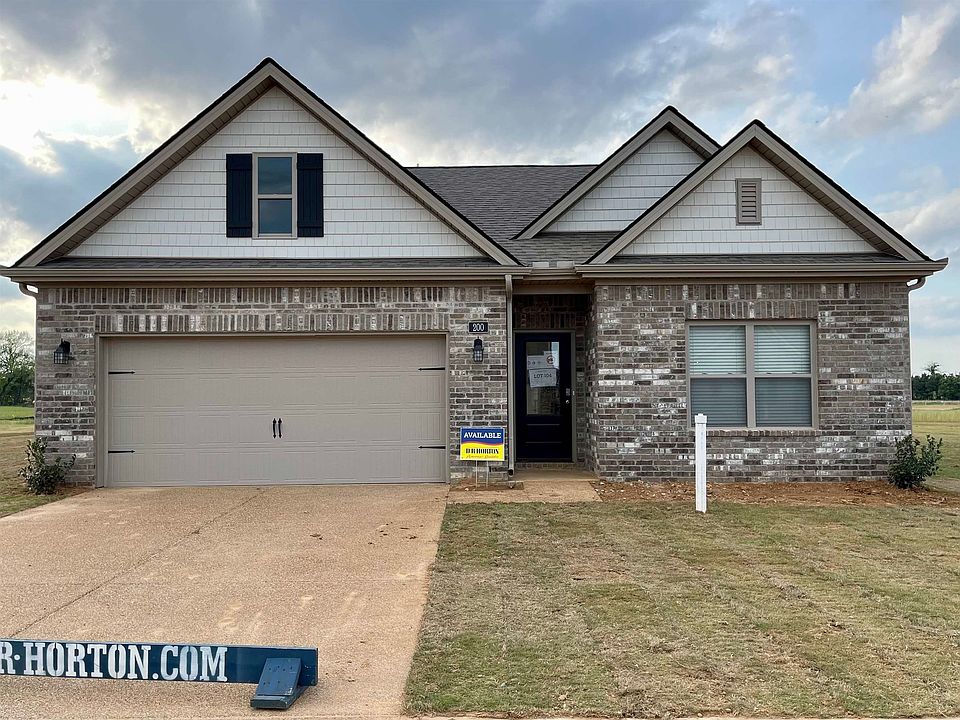 1st image of 200 Daisy Dr