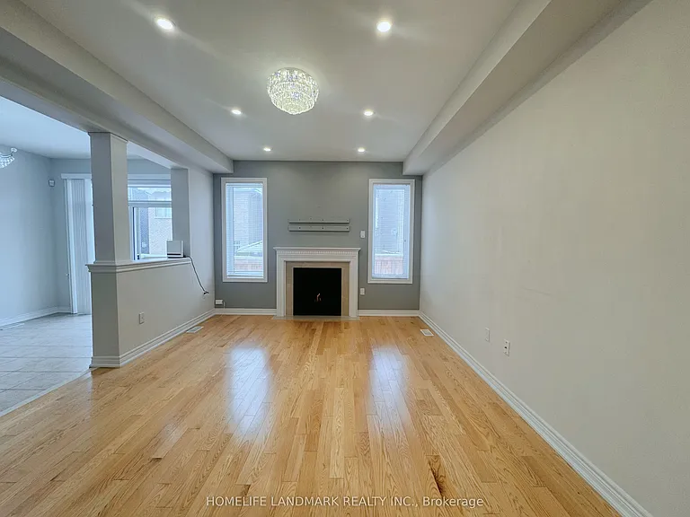 36 Applegate Dr — Photo 4