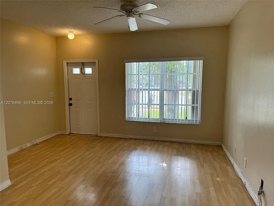 7909 Sanibel Dr #7909
