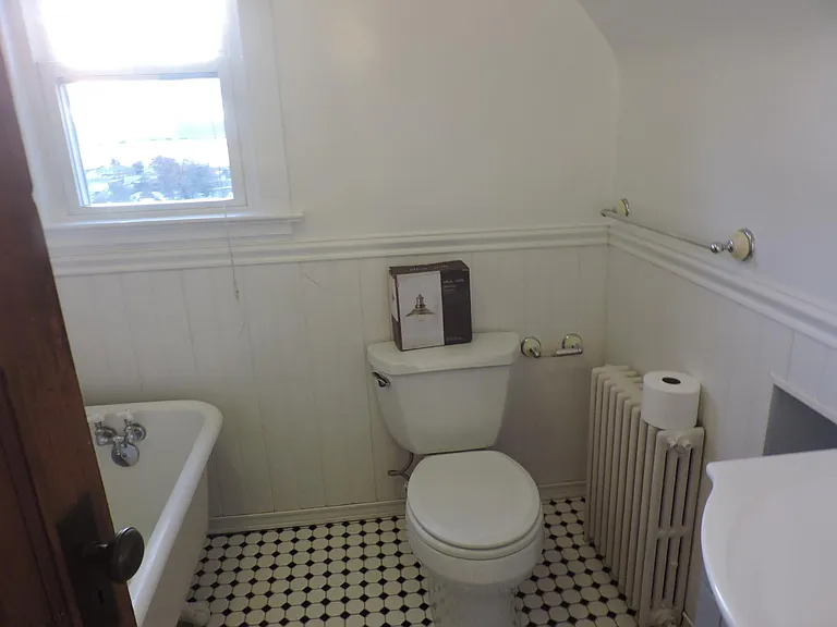 Hillside Pl — Photo 11