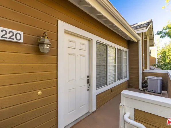 13320 Kilkenny Ct Unit 220, La Mirada, CA 90638