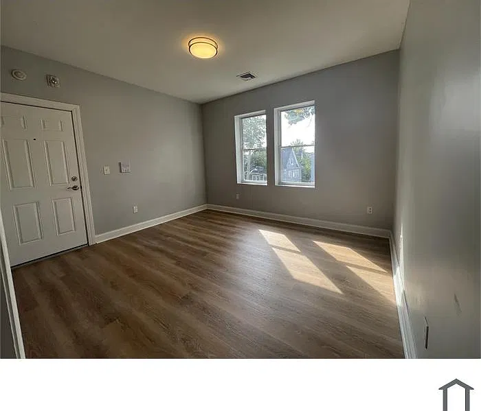 2 bed, $1,600 — Photo 1
