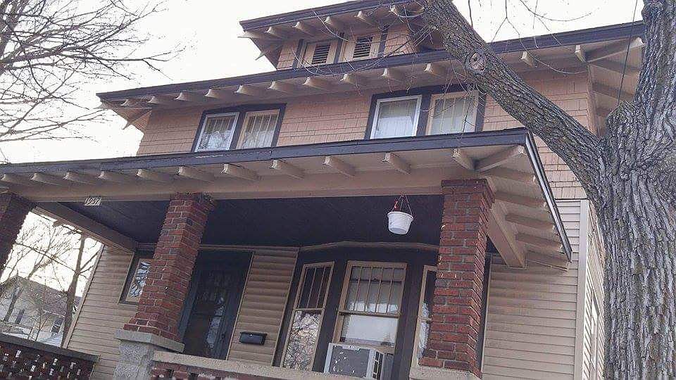 1st image of 1957 Buchanan Ave SW