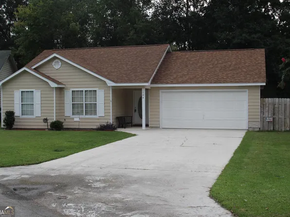 104 Clinton Ct, Saint Marys, GA 31558