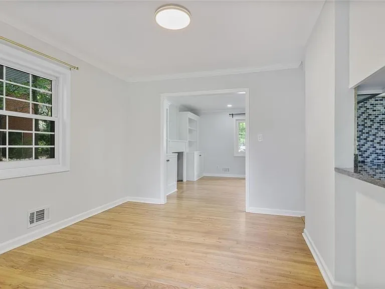 2903 Old Sewell Rd — Photo 8