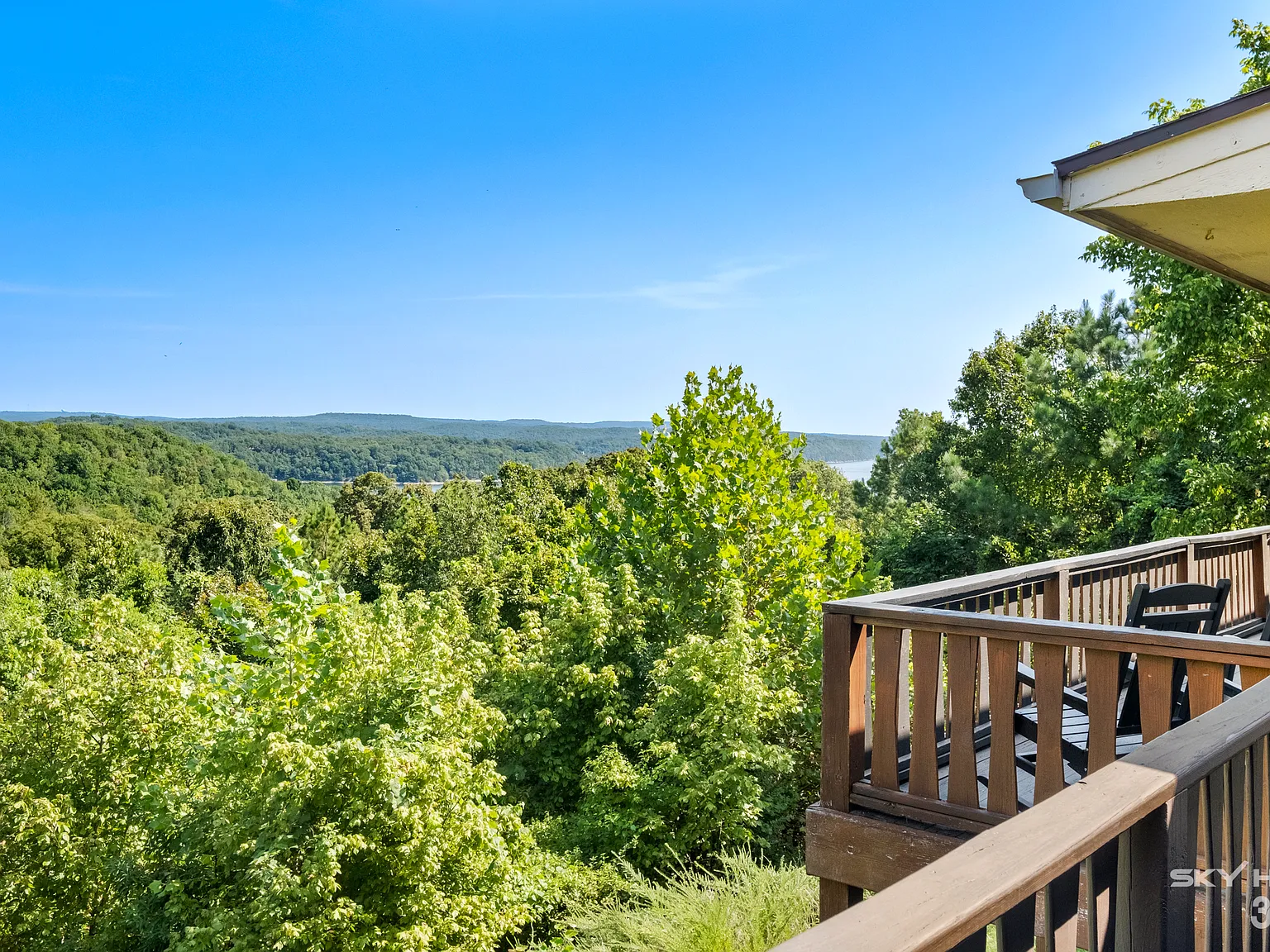 2 bed, 1700 sqft, $2,200 — Photo 3