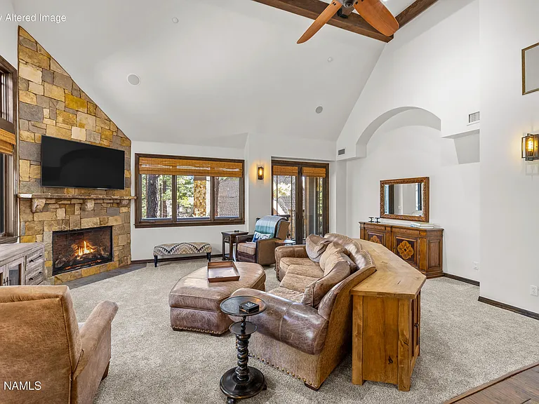 3353 S Tourmaline Dr — Photo 2