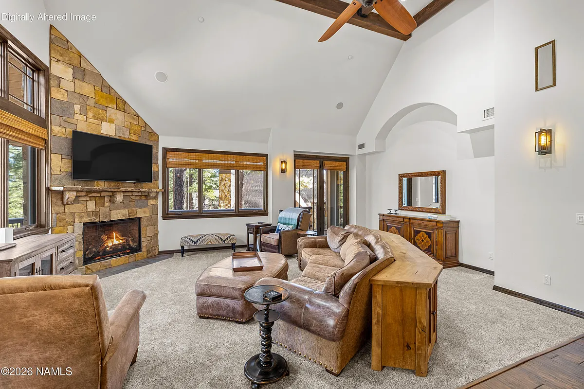 Building Photo - 3353 S Tourmaline Dr