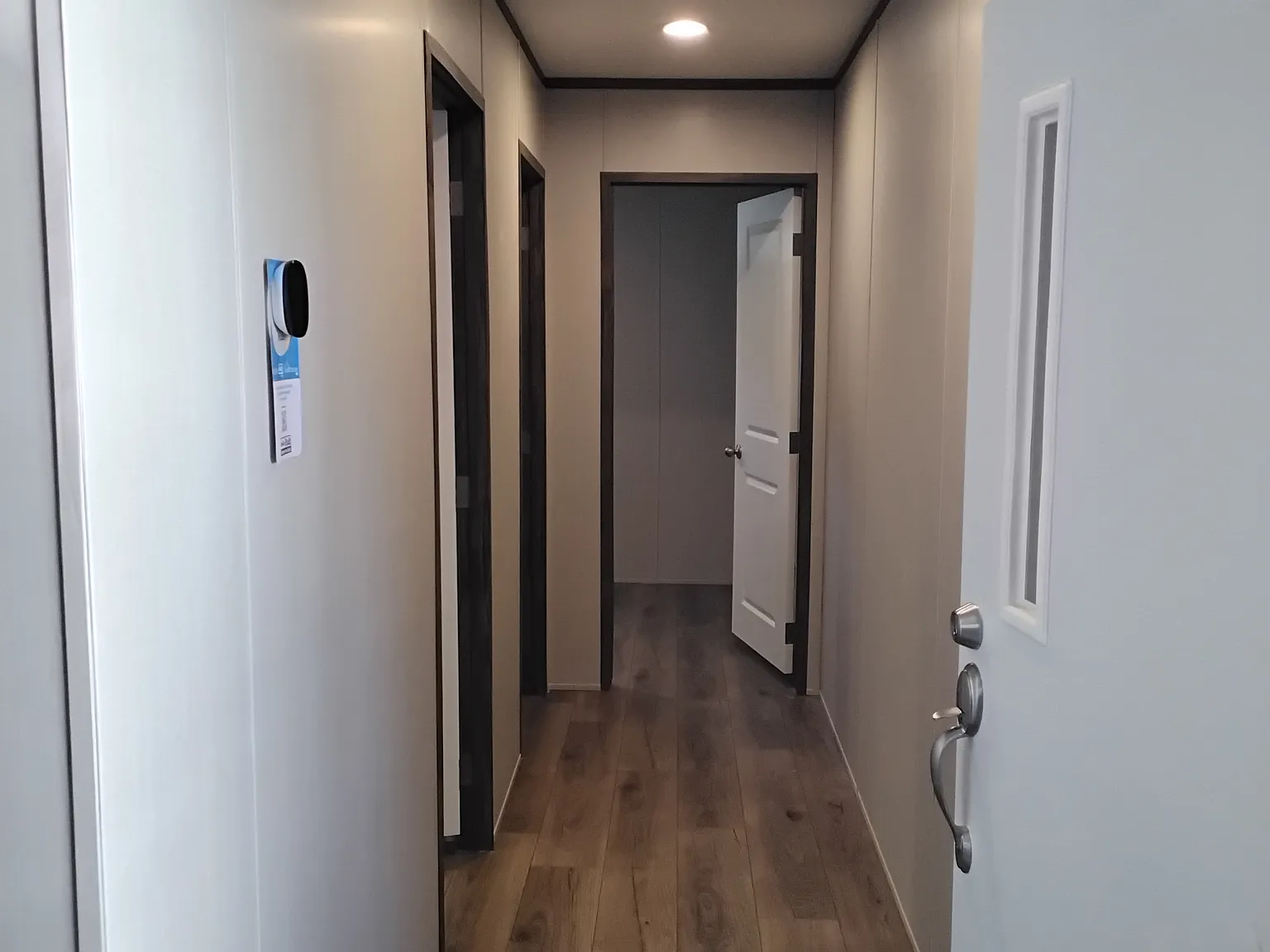 3 bed, 1088 sqft, $979 — Photo 3