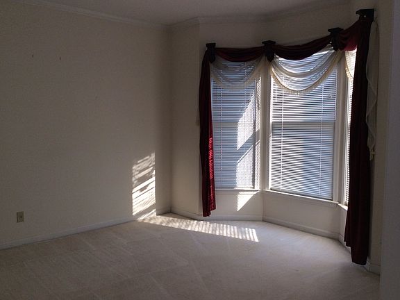5th image of 929 Light House Way