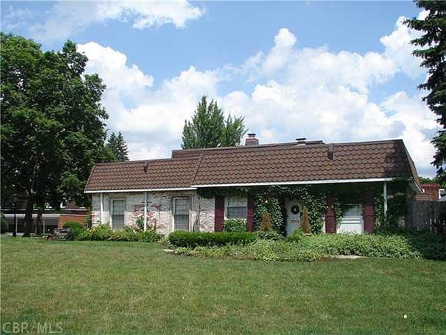 1st image of 2871 Chateau Cir S