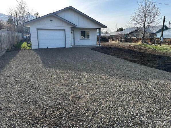103 N East St, Joseph, OR 97846