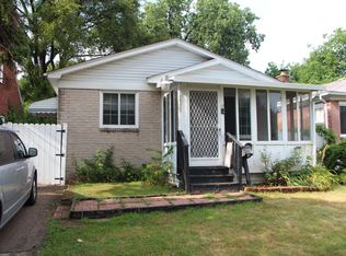 1559 E Elza Ave, Hazel Park, MI