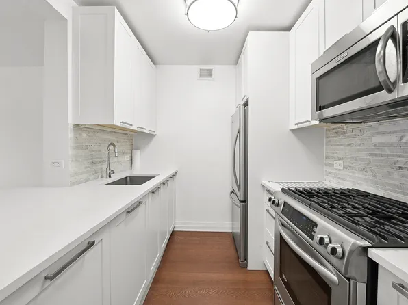 200 East 94th Street image 4 of 16