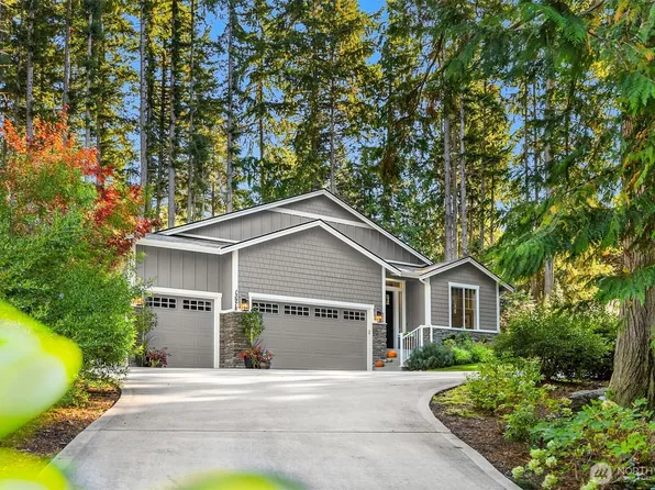 13978 Hidden Heights Lane NE, Bainbridge Island, WA 98110