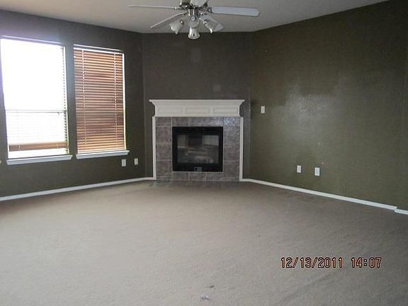2nd image of 728 Candle Meadow Blvd