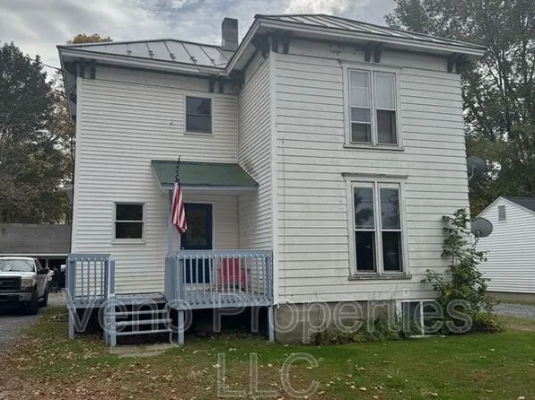 17 19th Ave #A, Cambridge, NY 12816