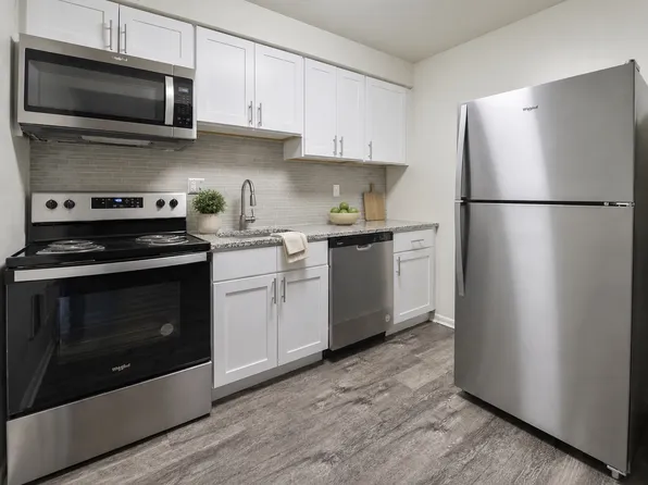 Lexington House Apartment Homes