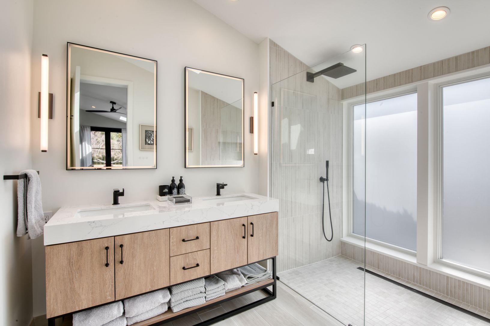  Pool House Bathroom