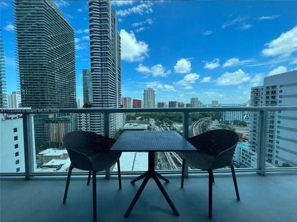 79 SW 12th St #2001, South Miami, FL 33130