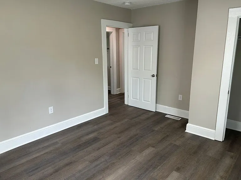 2701 Patrick Ave — Photo 11