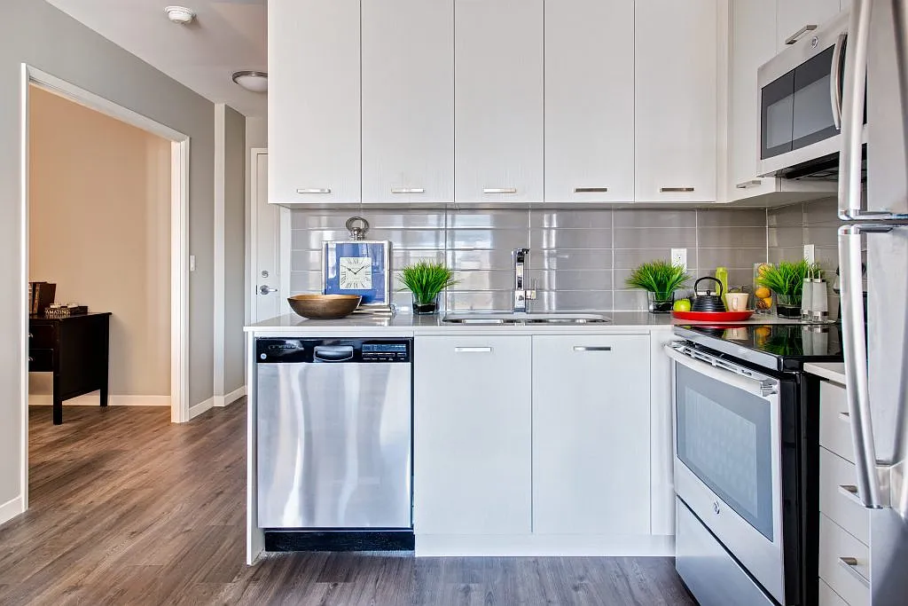 Regency on Main — Photo 1