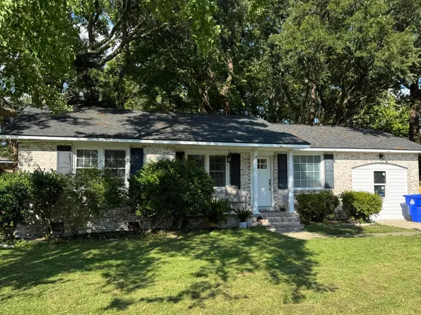 4228 Oakridge Dr, North Charleston, SC 29418