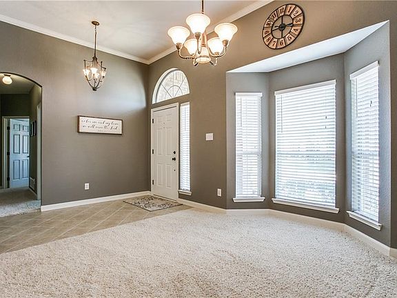5th image of 3001 Downhill Ln