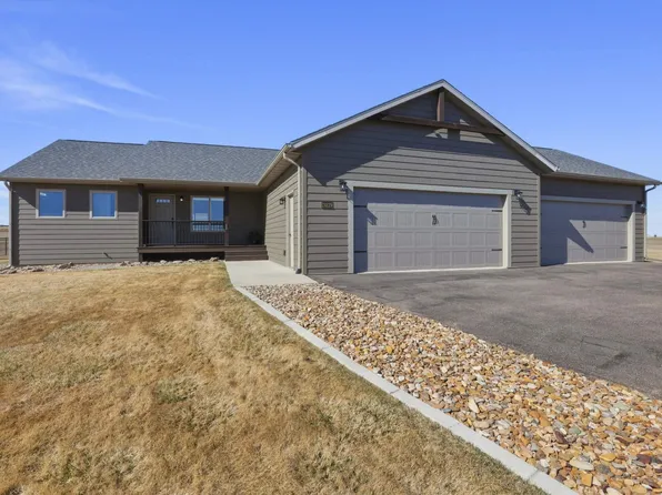 19229 Chuck Wagon Cir, Belle Fourche, SD 57717