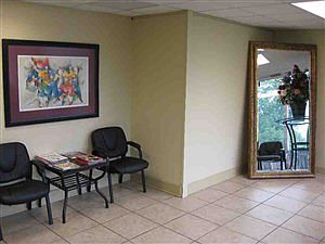2nd image of 2000 Chestnut Blvd