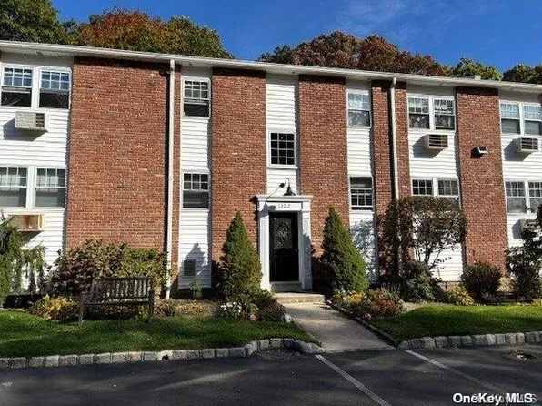132 Church Street #2A, Kings Park, NY 11754