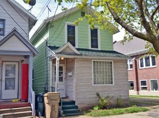 112 N Few St APT 2, Madison, WI 53703