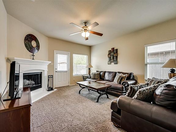 3rd image of 5115 Mountain View Dr