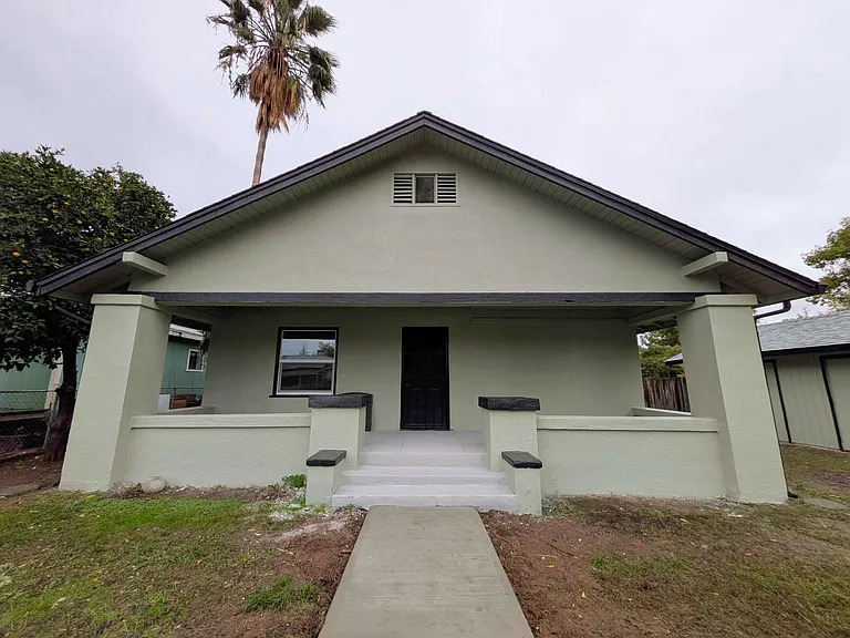 2165 A St — Photo 14