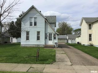 324 2nd Ave S, Clinton, IA 52732