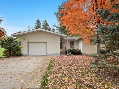 1714 Arkwright St N, Maplewood, MN, 55117